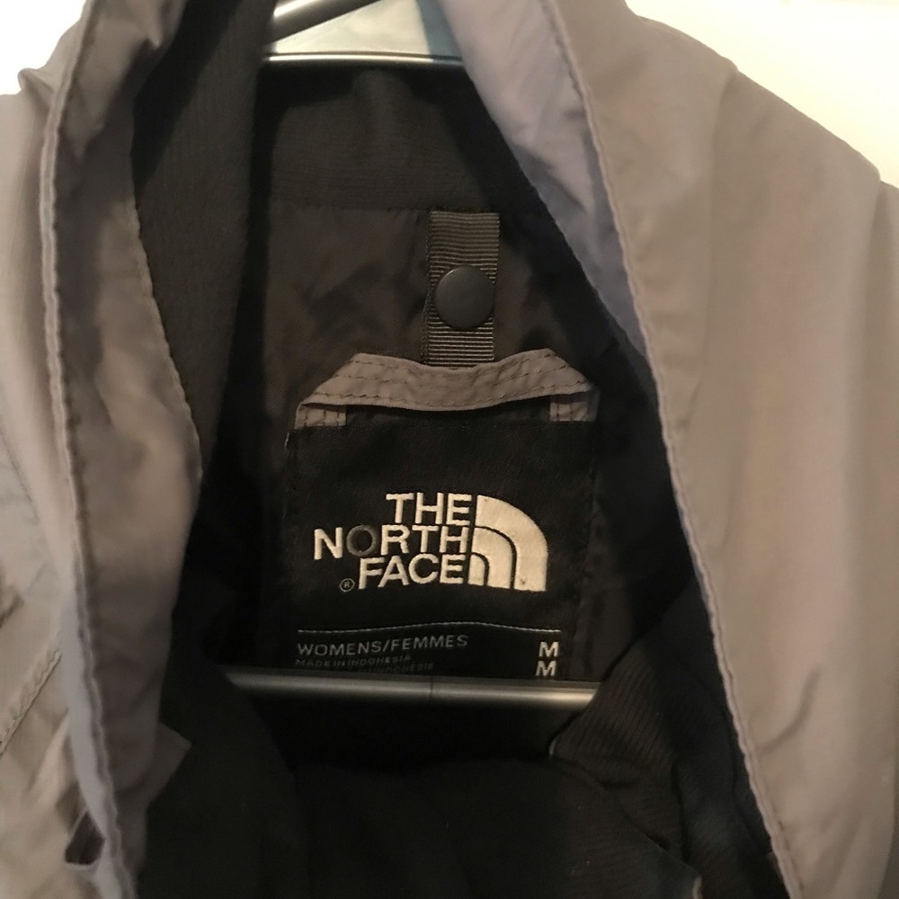Women’s North Face Jacket